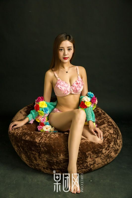 温柔少女性感写真