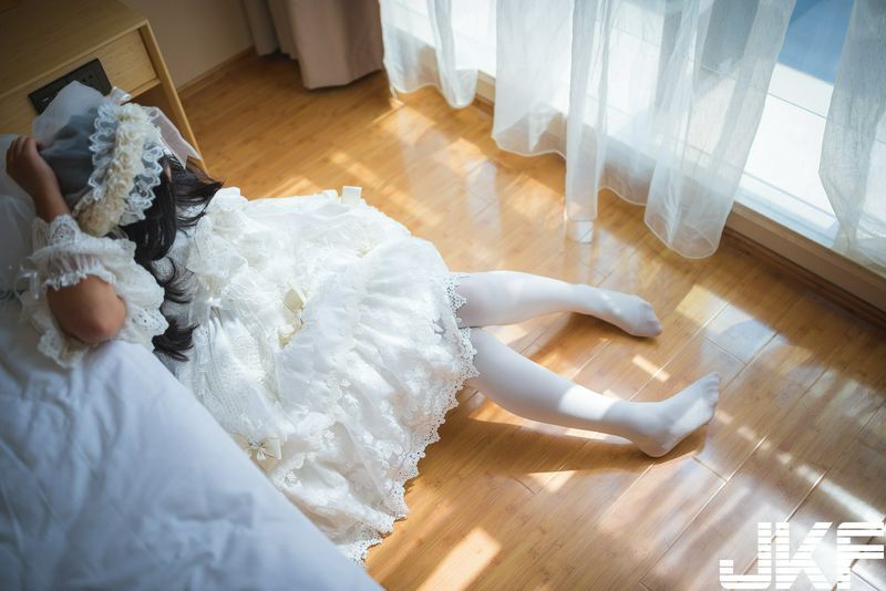 极品柚木写真之黑白调教