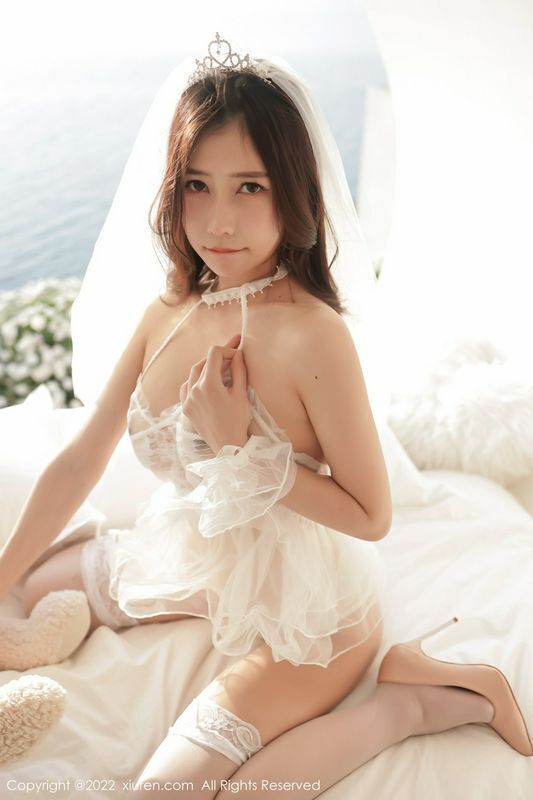 尹甜甜完整版无水印写真
