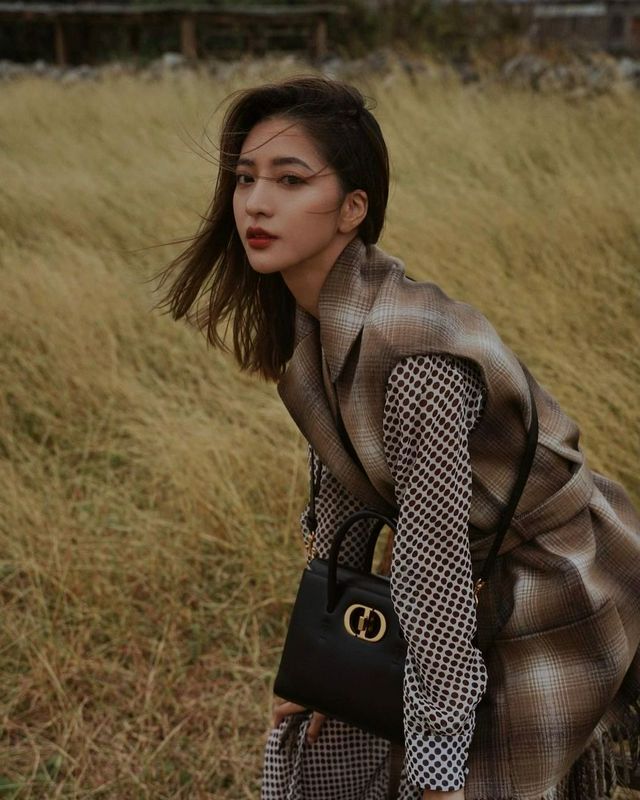 此仙女只应天上有！网拍女神妍安完美天使容颜，高端时尚在仙女身上根本绝配