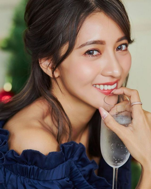 此仙女只应天上有！网拍女神妍安完美天使容颜，高端时尚在仙女身上根本绝配