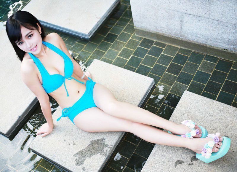 性感纯欲的娇美可人儿