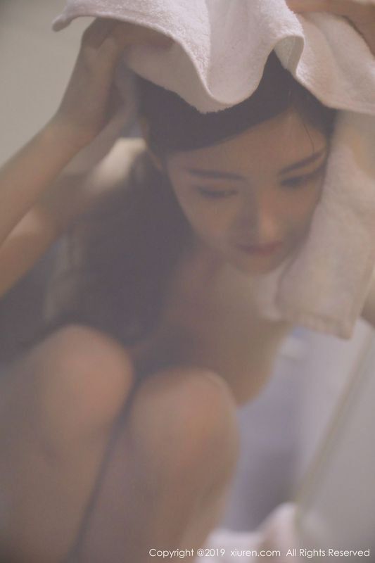 性感女神沈梦瑶朦胧唯美不失娇媚