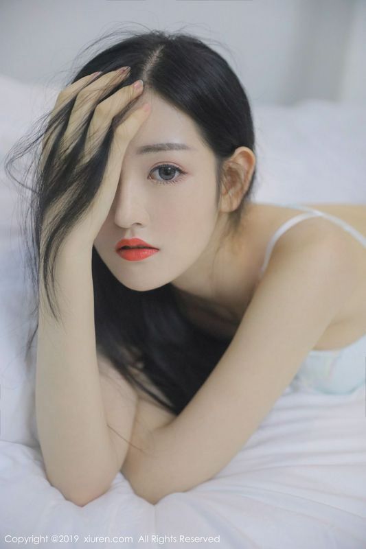 性感女神沈梦瑶朦胧唯美不失娇媚