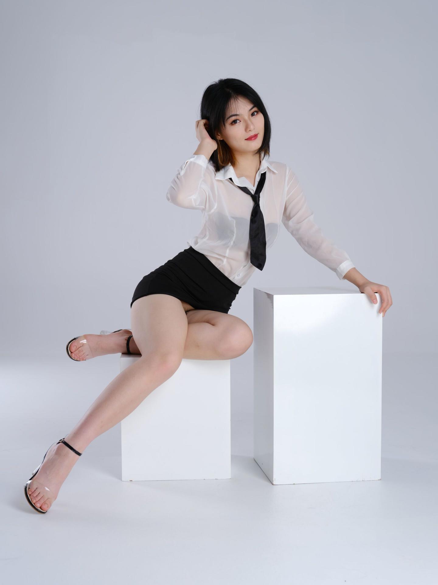 极品气质白嫩女神