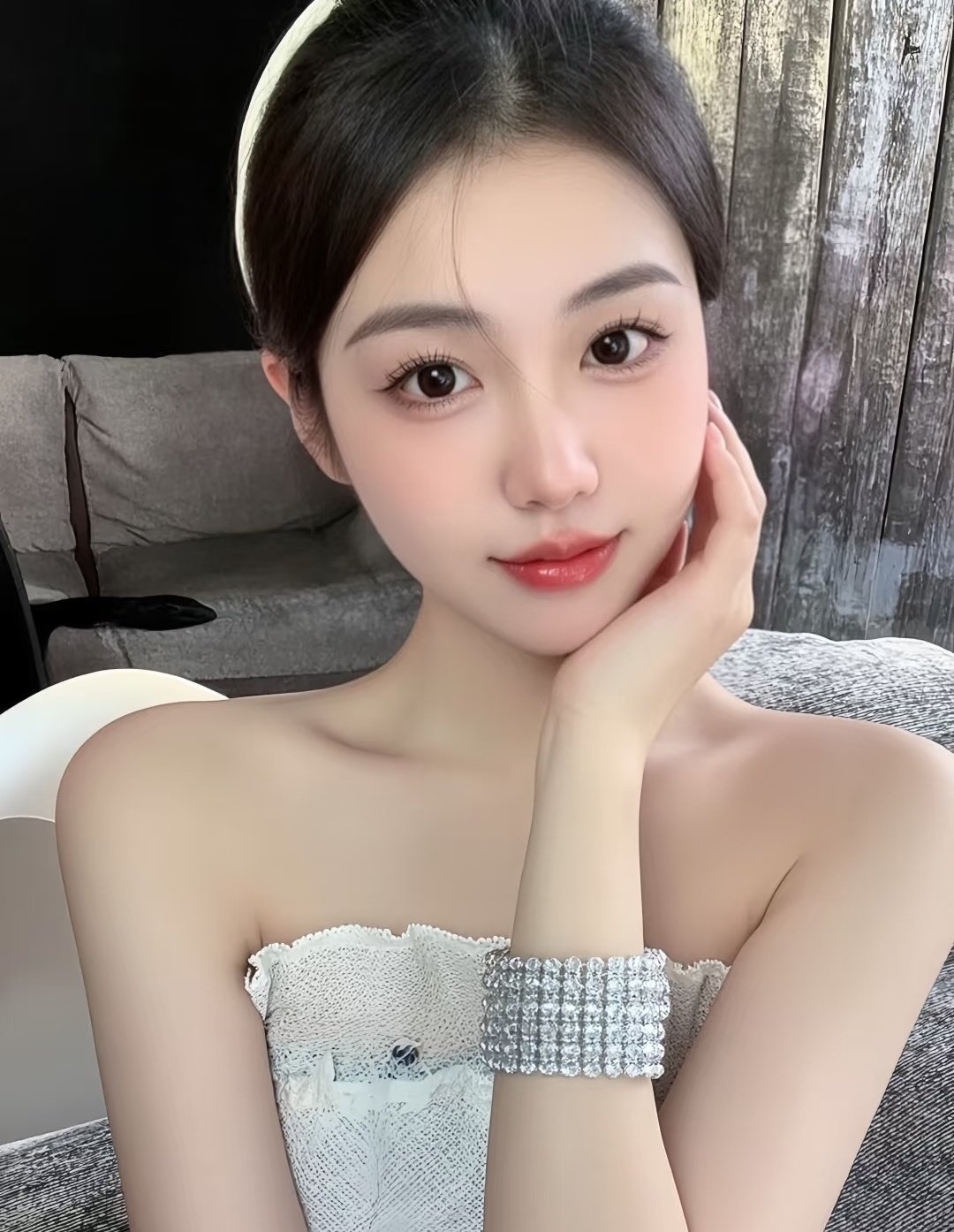 万千娇媚美少妇[100P]