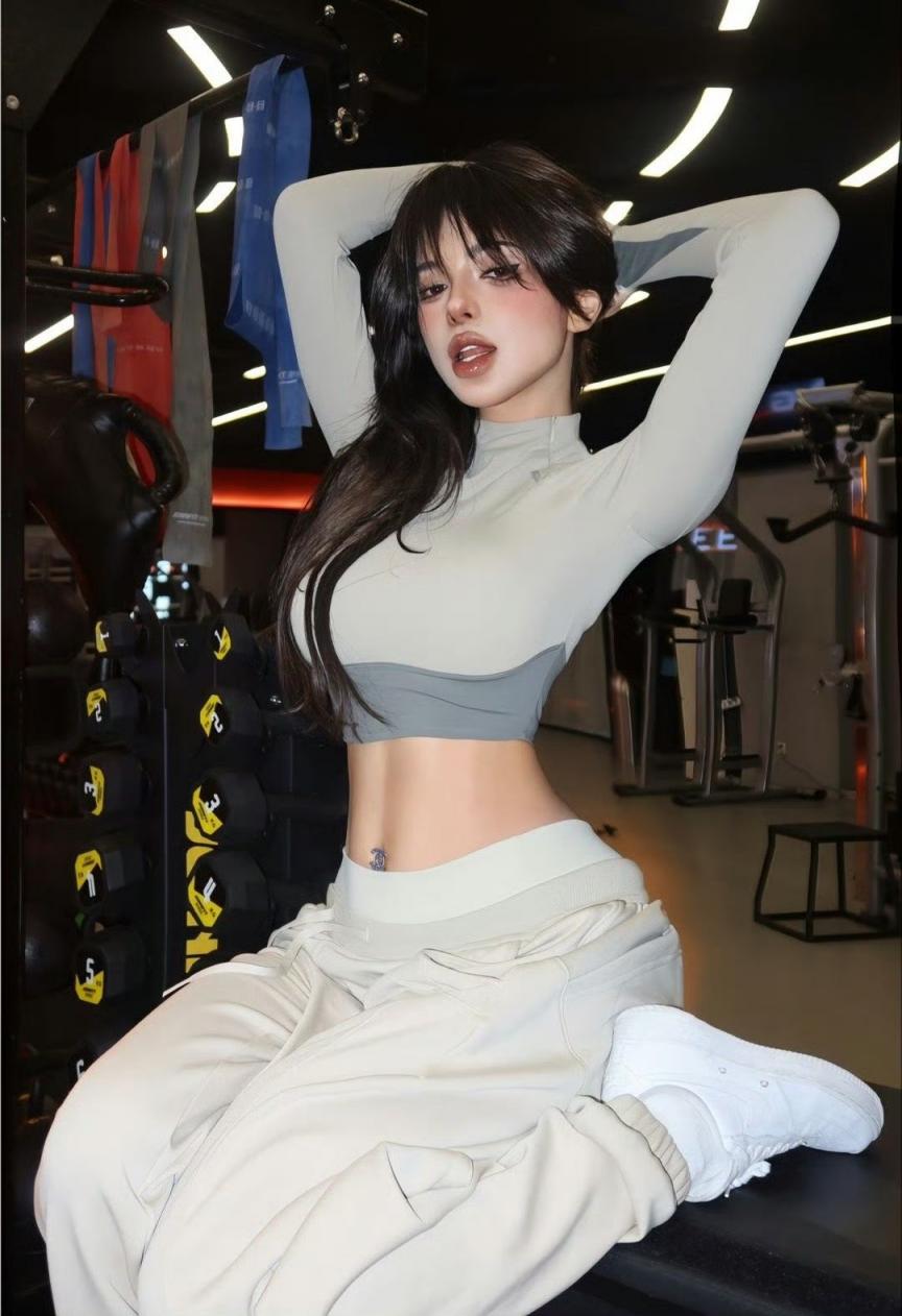 擦边网红骚鸡夏蓝