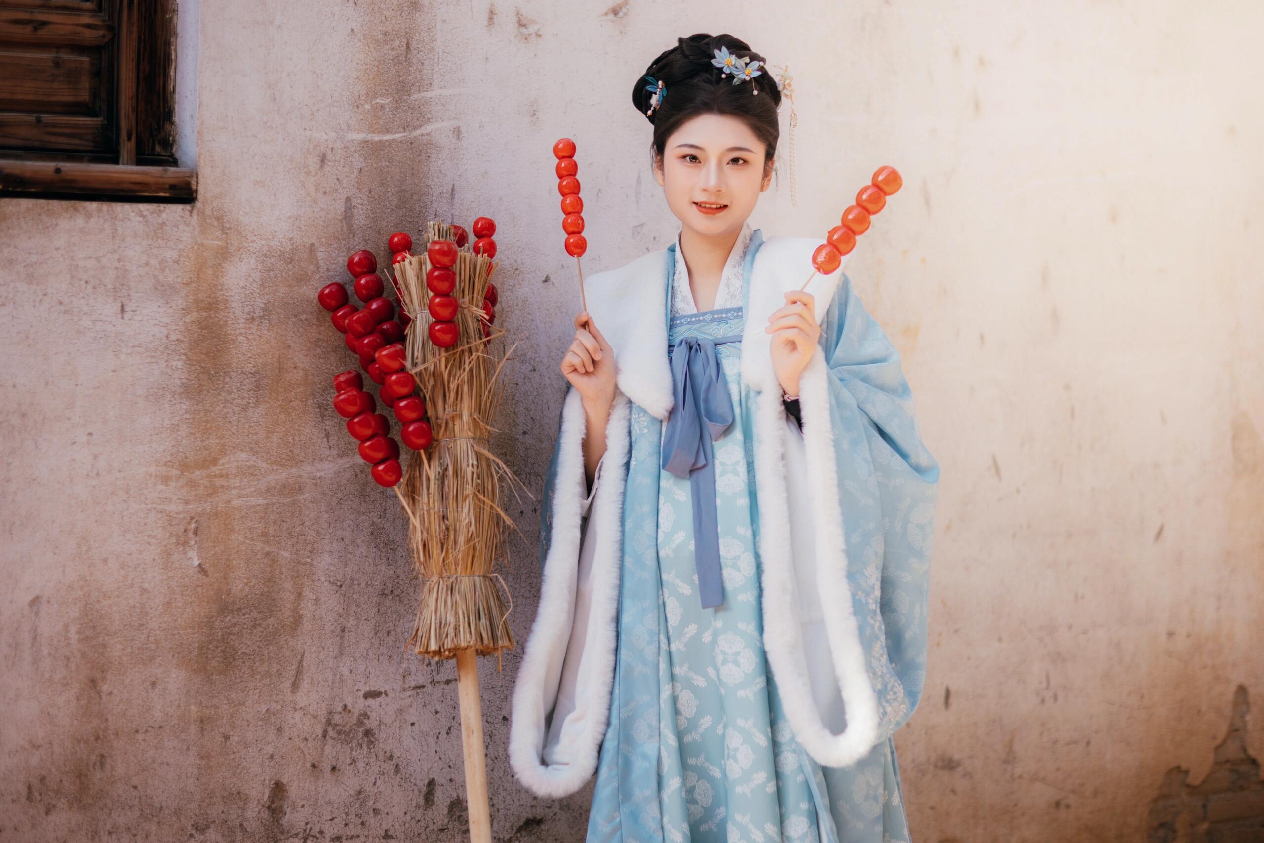 东方素女人妻的古风孕妇装