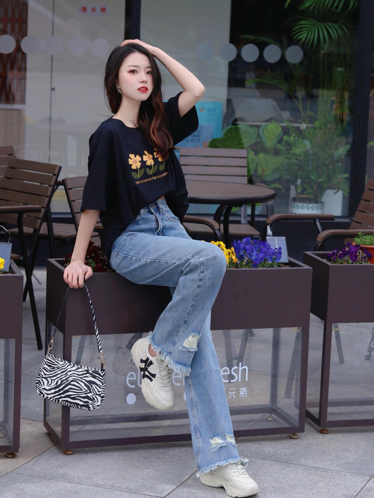 东方素女人妻的日常穿搭