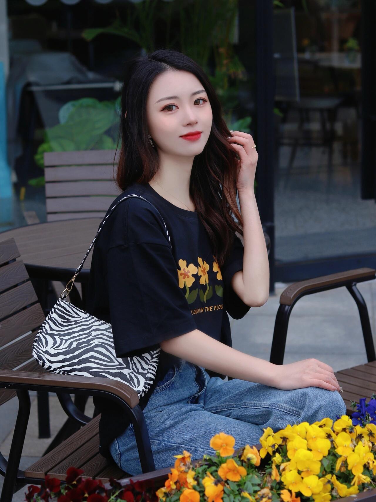 东方素女人妻的日常穿搭