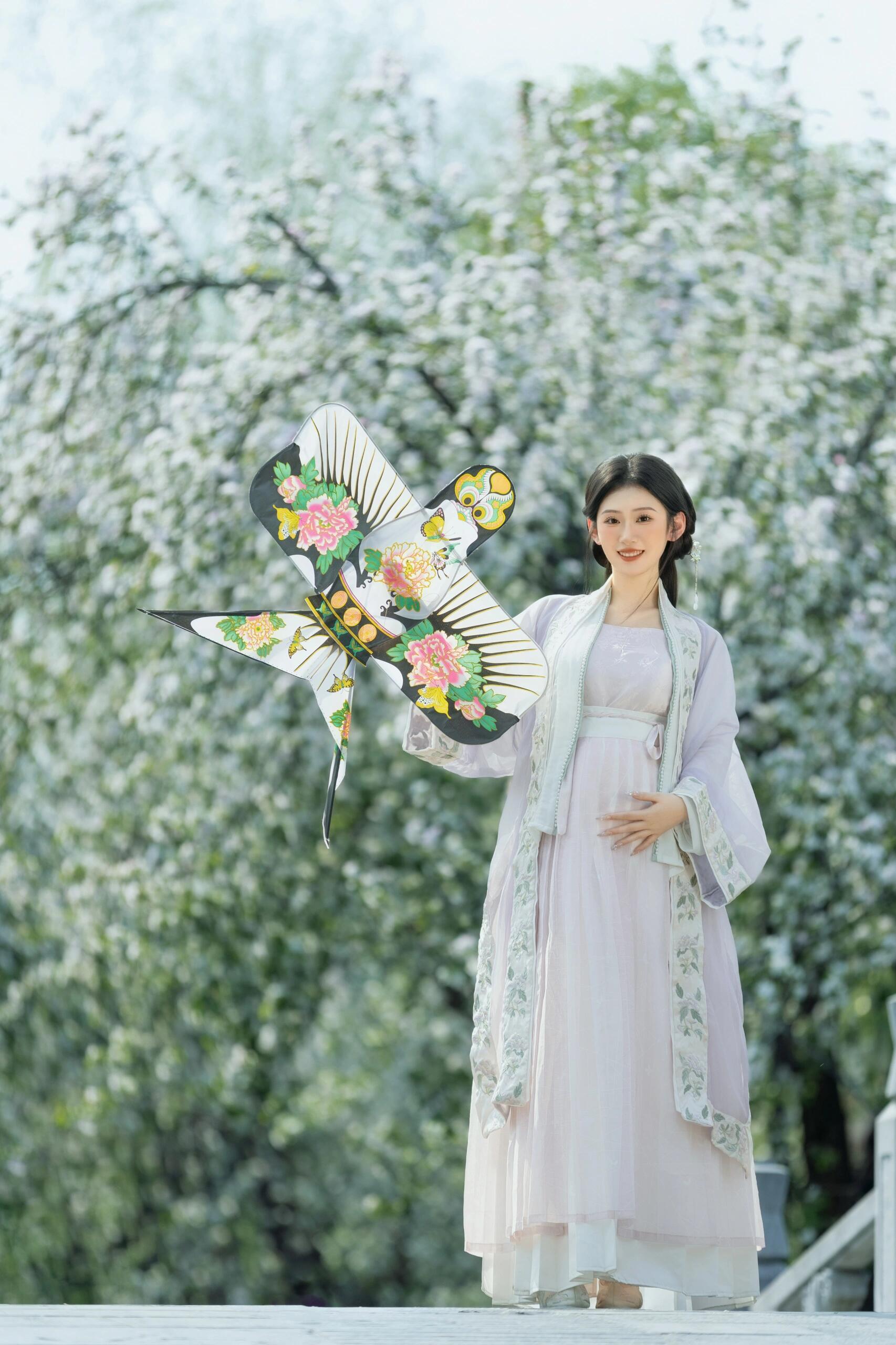 东方素女人妻的孕装