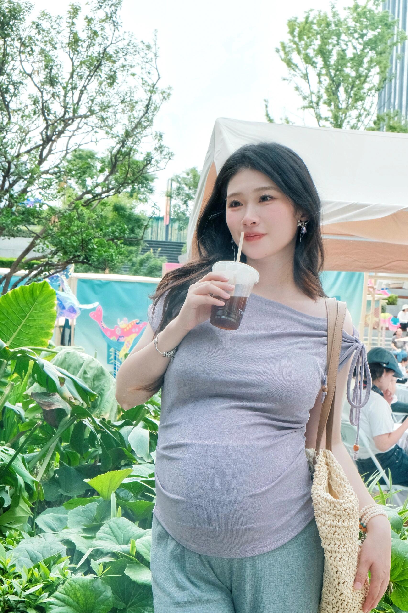东方素女人妻的孕装