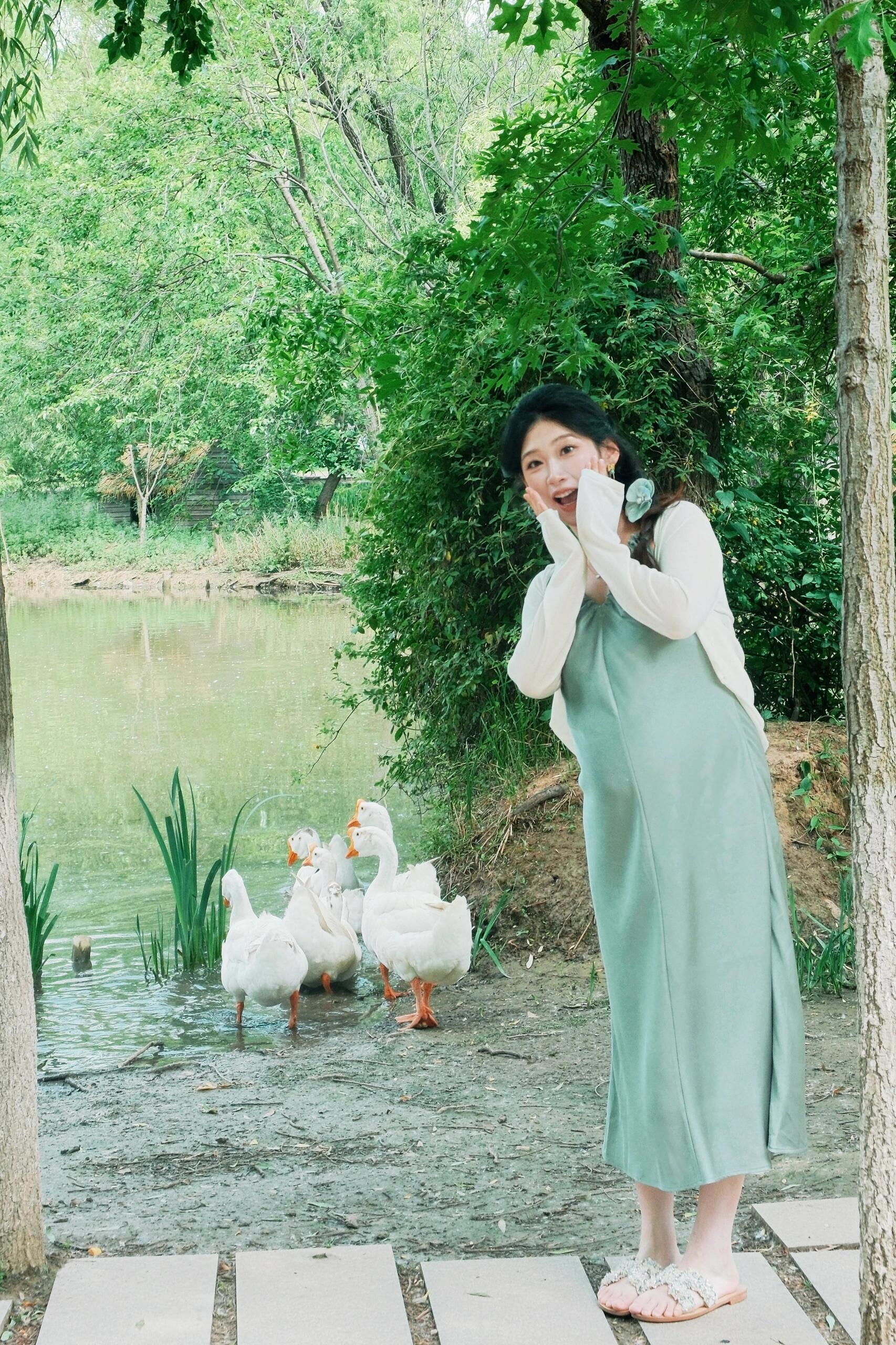 东方素女人妻的孕装