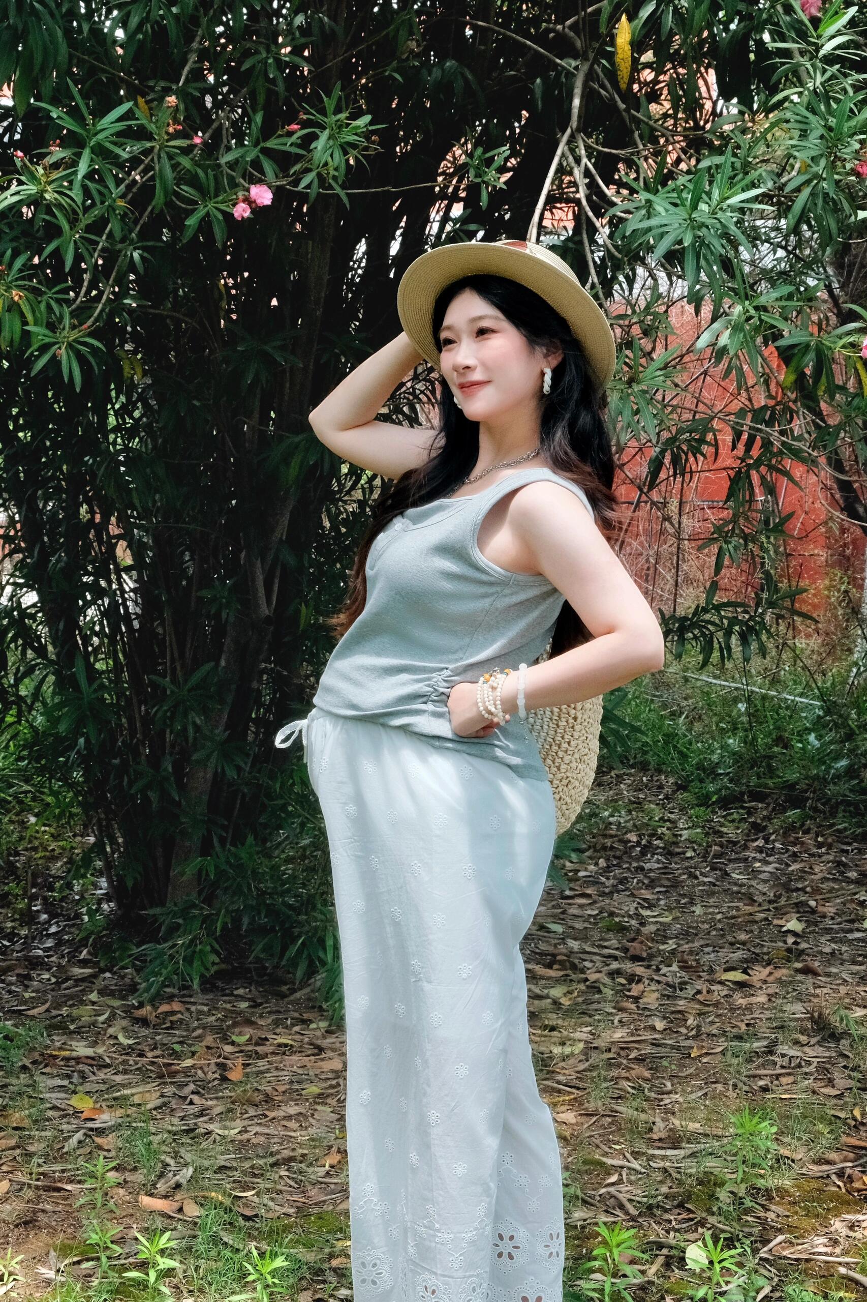 东方素女人妻的孕装