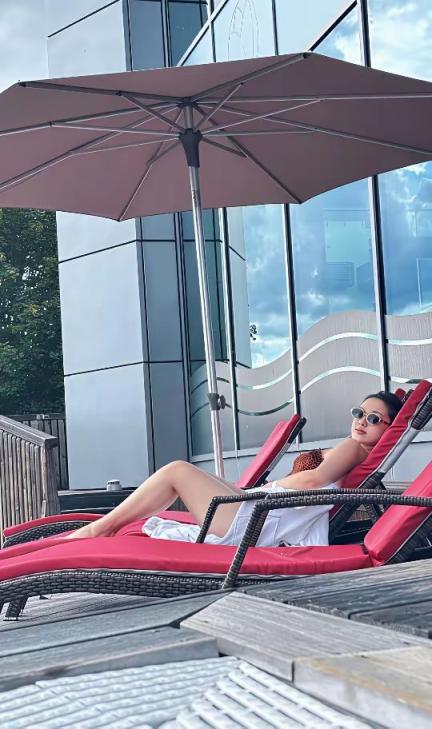 你还小，不懂珠圆玉润的好