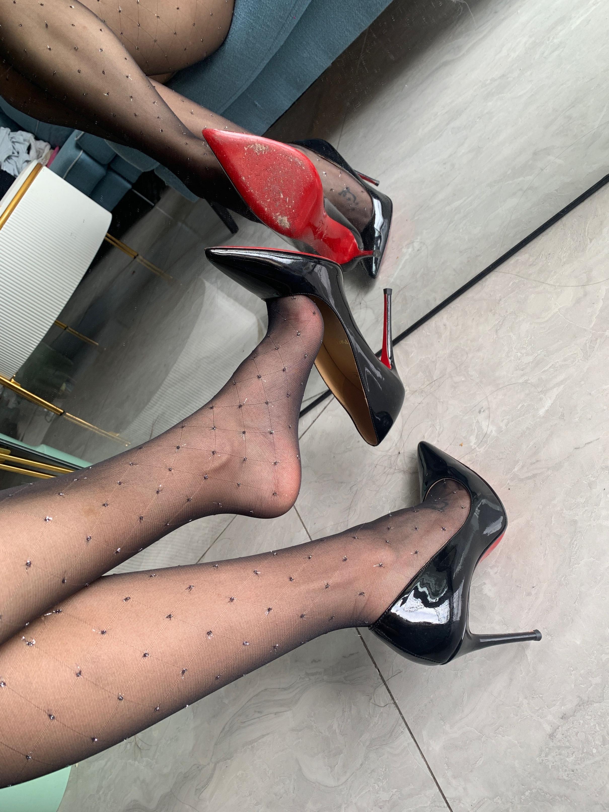 陈佩奇辣妹日记诱惑迷人 20250919