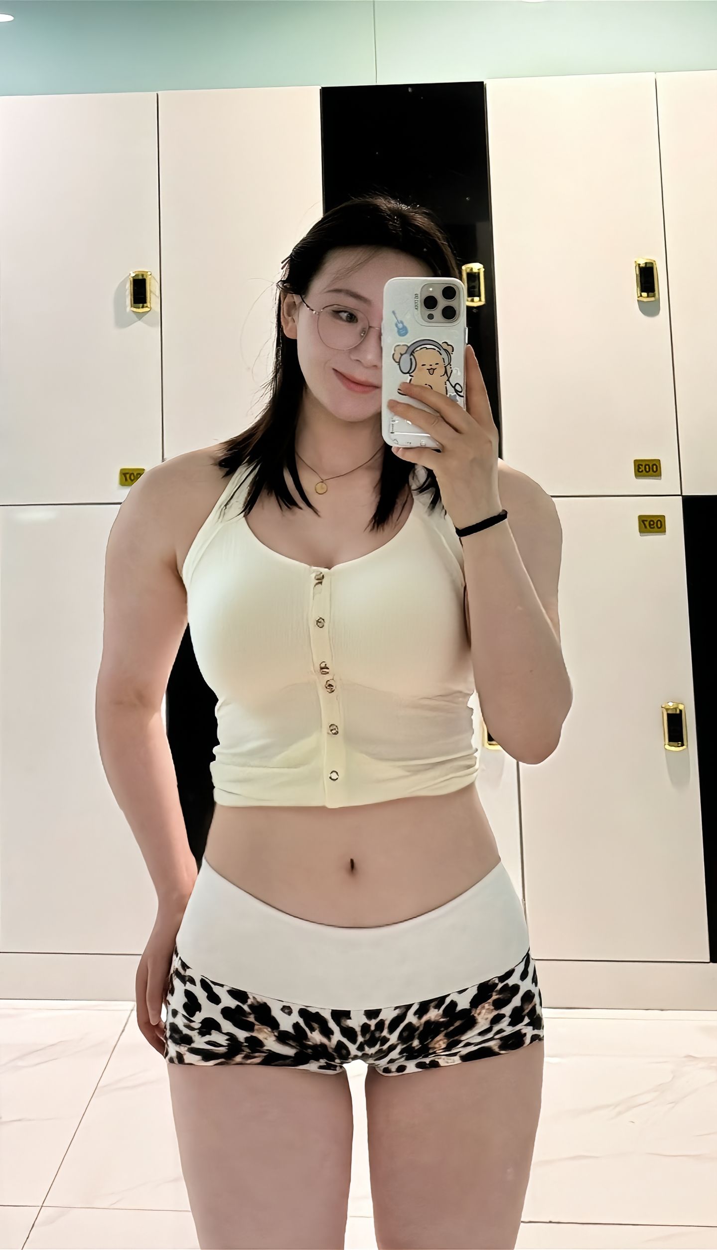 健身美女