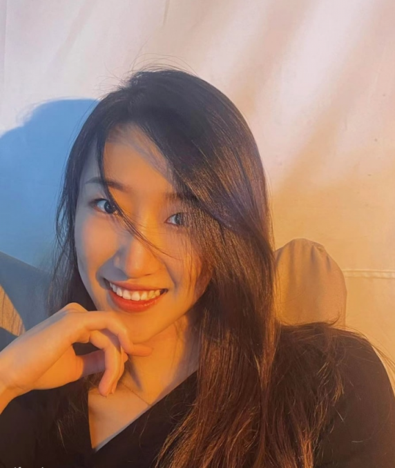 亚洲美女，不漏点，微漏点 2025092101