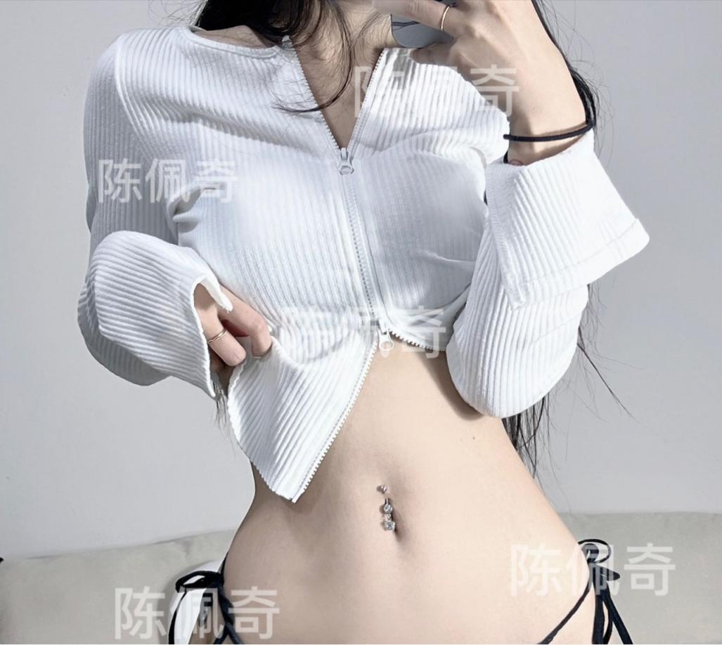 陈佩奇辣妹日记诱惑迷人 20250926