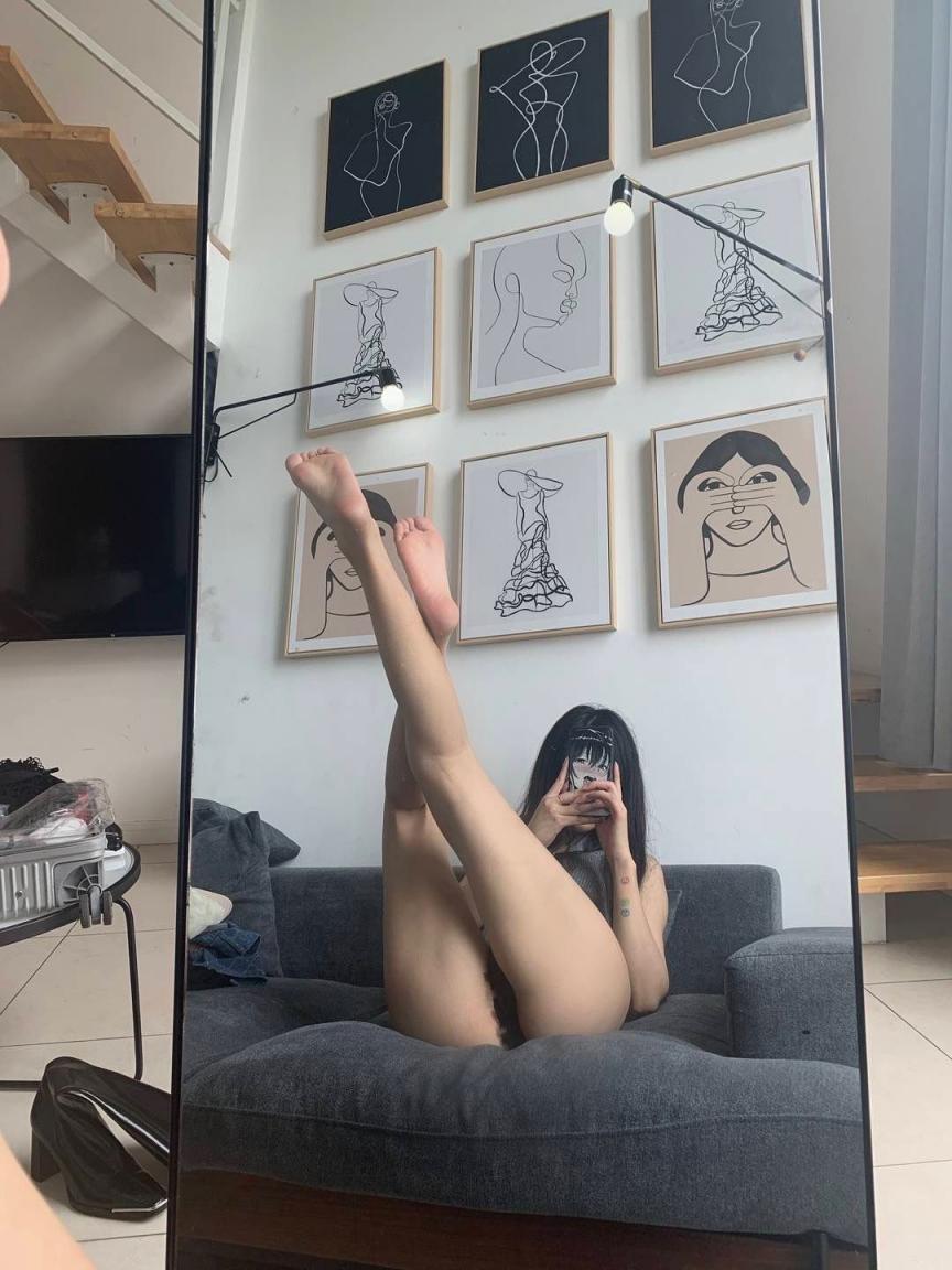 陈佩奇辣妹日记诱惑迷人 20250926