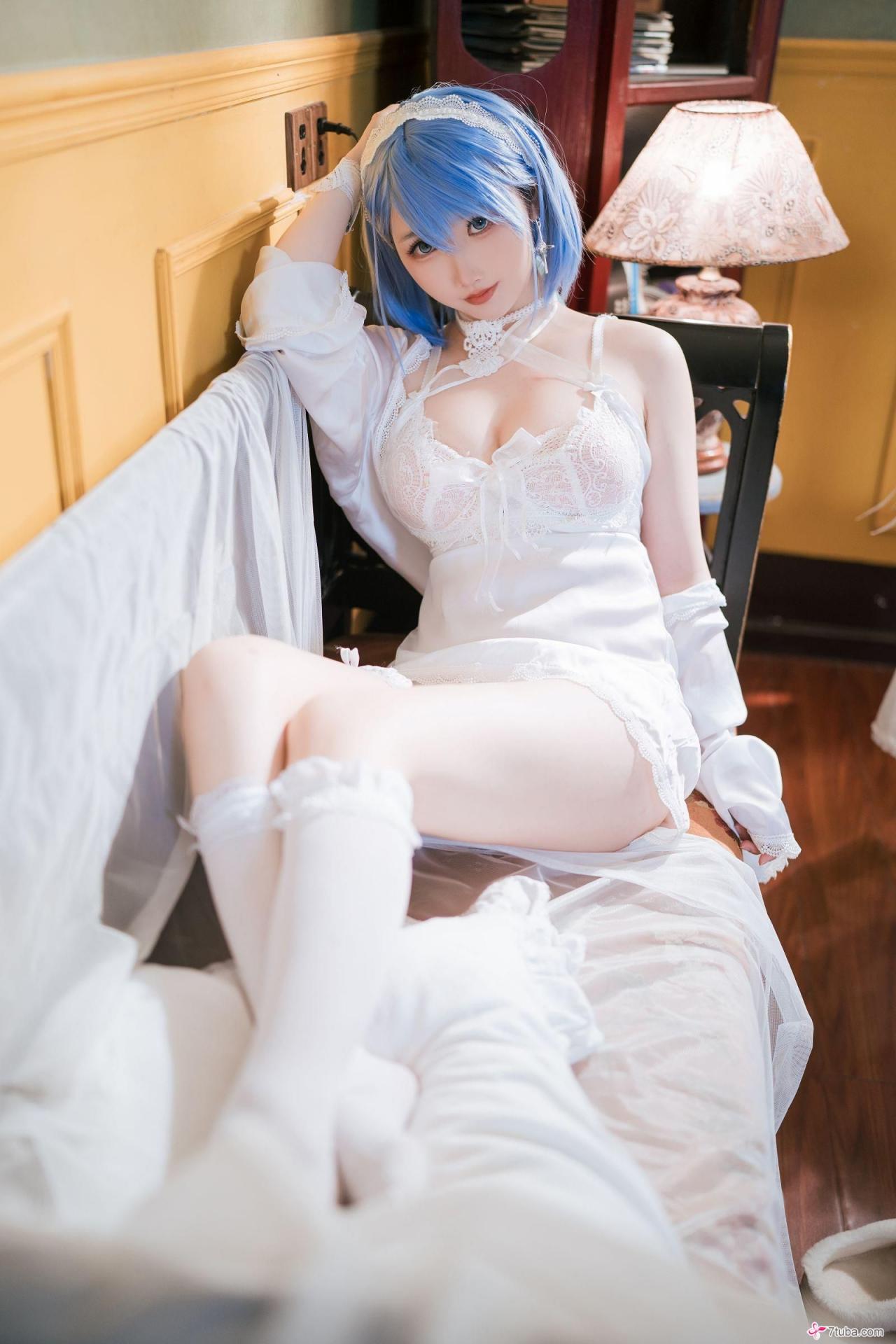 浪漫睡衣 性感美图