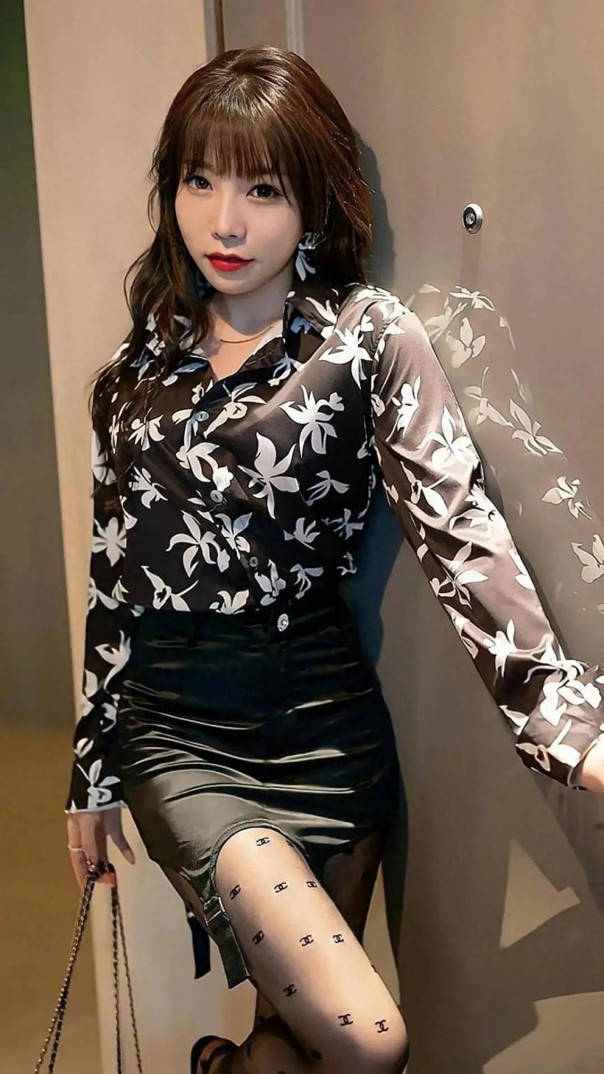 黑丝御姐美腿 20250930