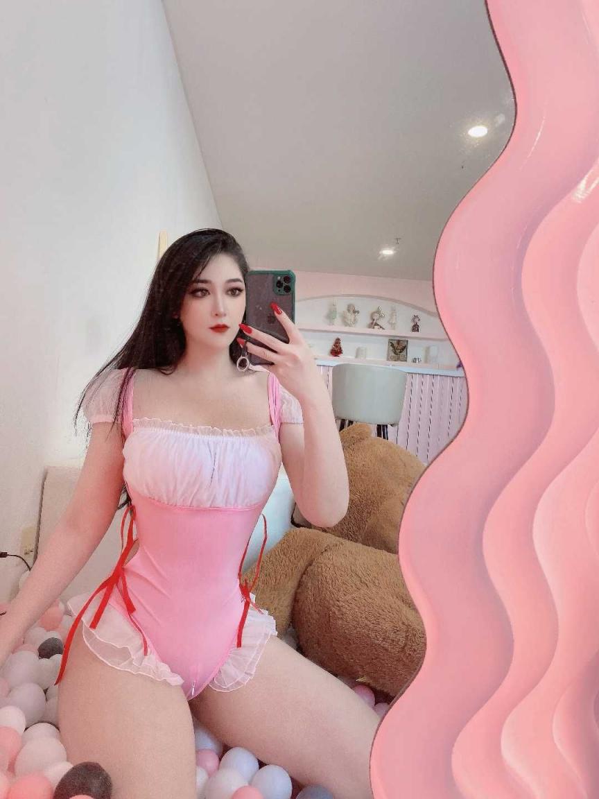 美女小王同学媚态极致[20250930]