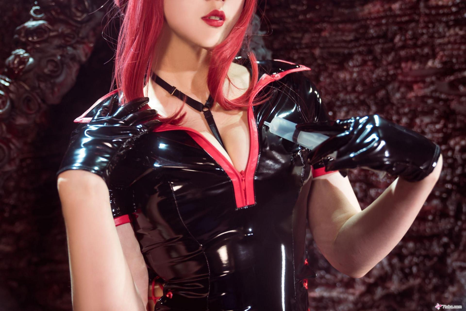 性感美图 玛奇玛护士