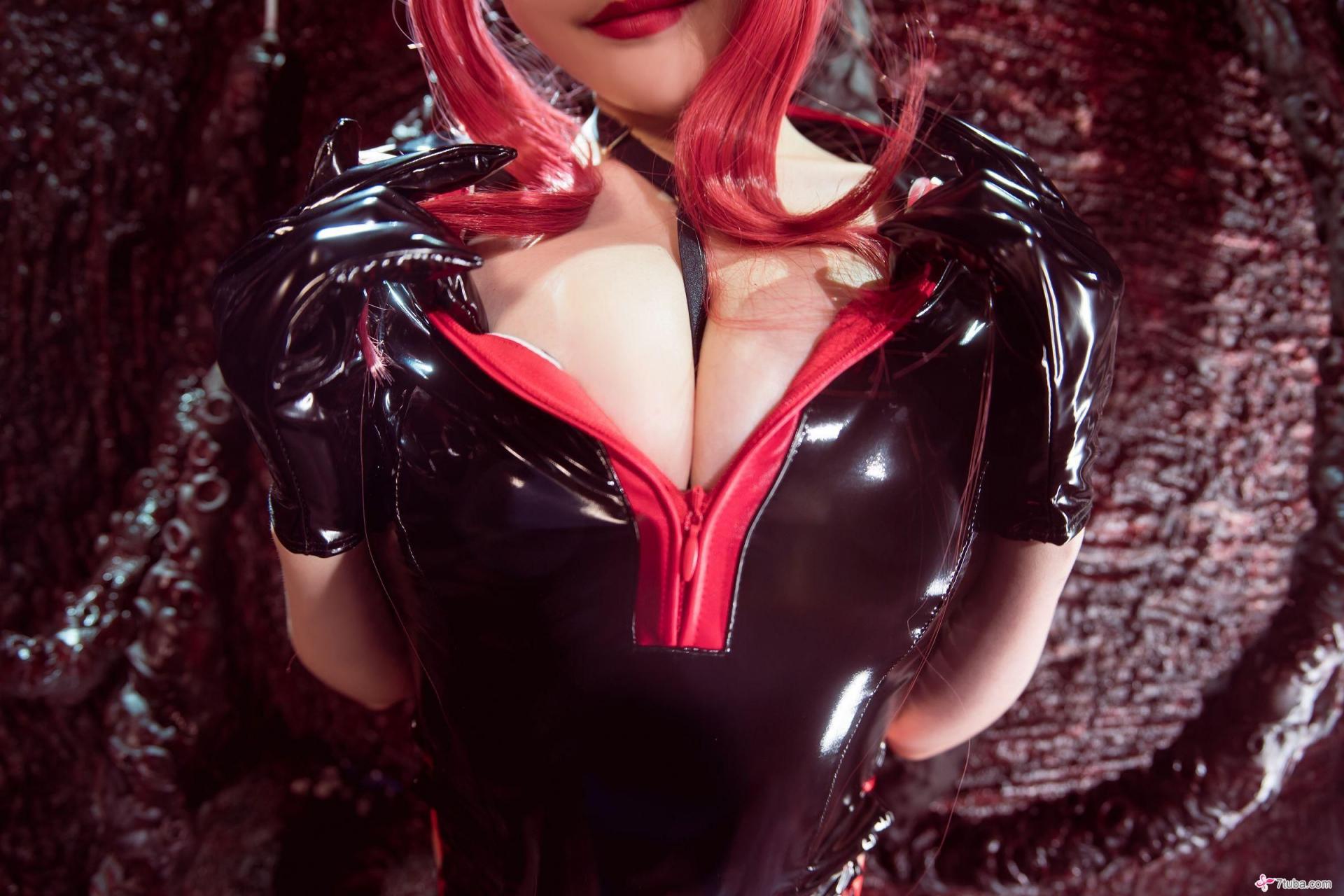 性感美图 玛奇玛护士