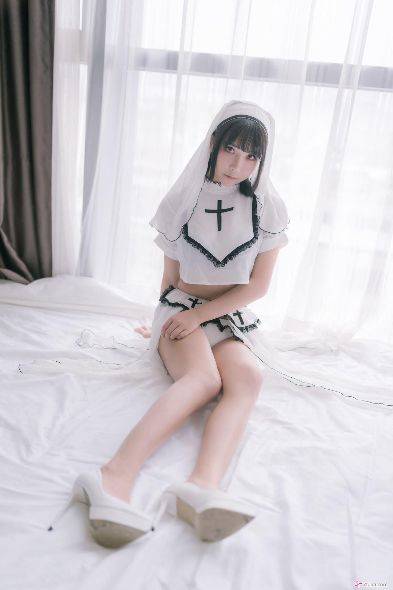 性感美图 纯白修女