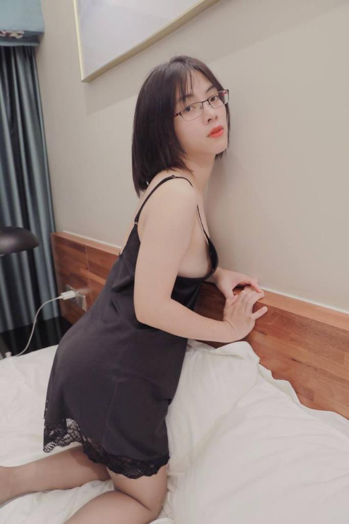 大长腿美女姐姐[28P]