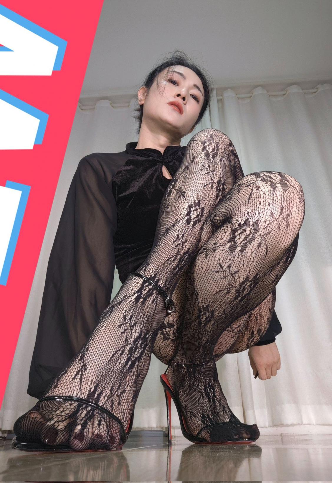 美丽动人的美女