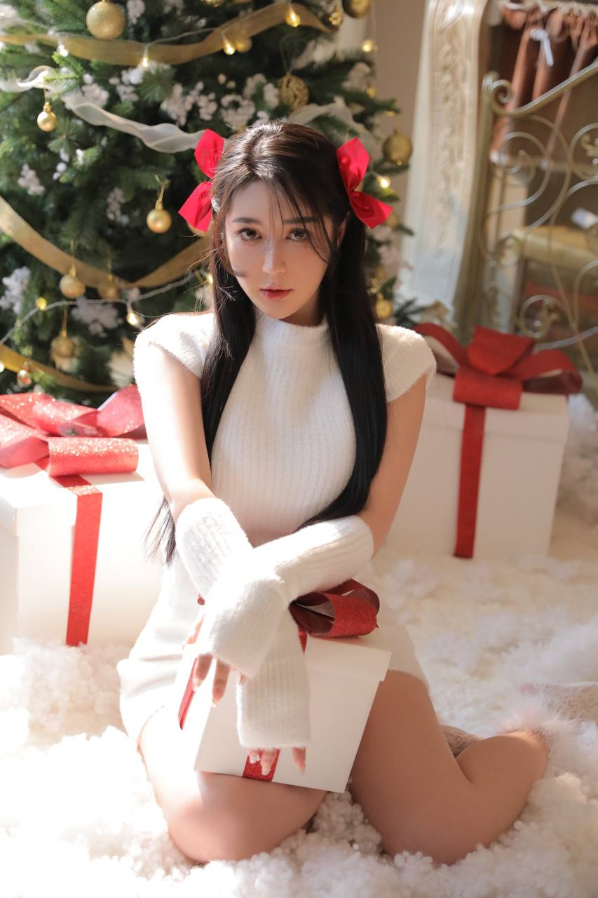 美女小王同学媚态极致[33P]