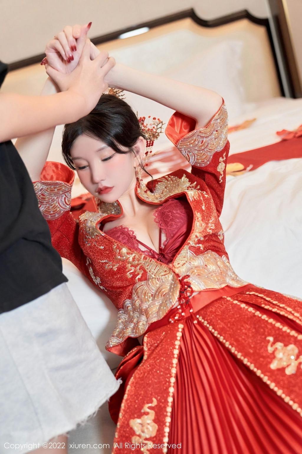 漂亮的周小姐