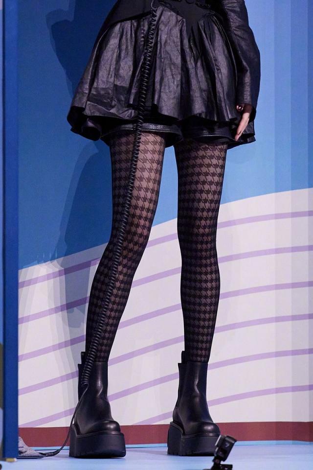 陈佩奇辣妹日记诱惑迷人[20251012]