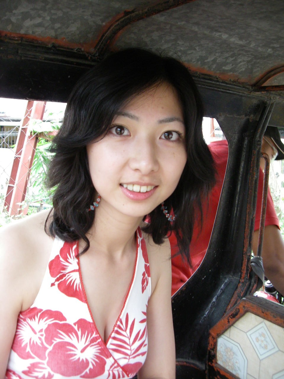 《台湾情侣泄密》大三美巨乳学妹和男友之间的嘿咻视频被渣男拿出来炫耀后曝光