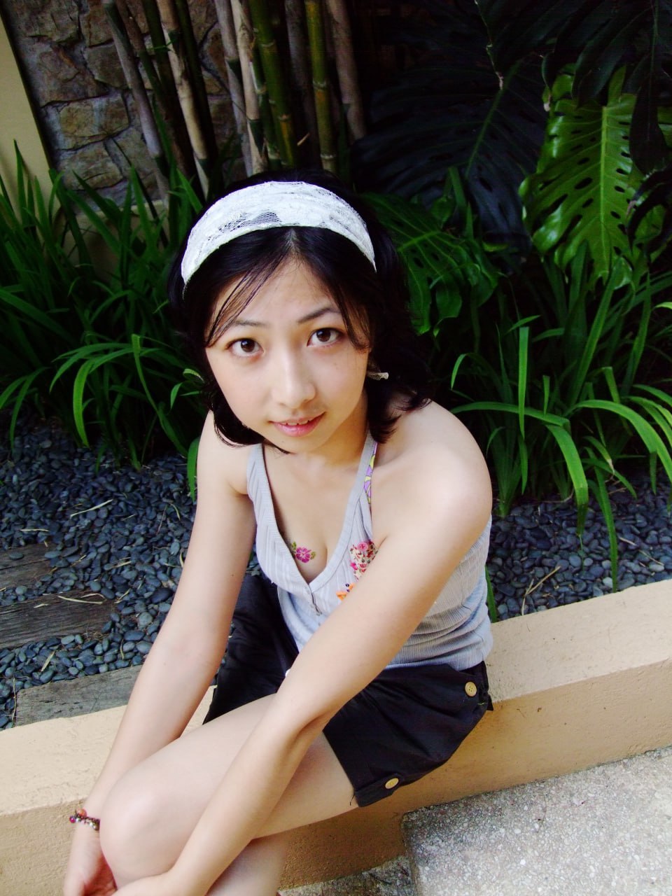 《台湾情侣泄密》大三美巨乳学妹和男友之间的嘿咻视频被渣男拿出来炫耀后曝光