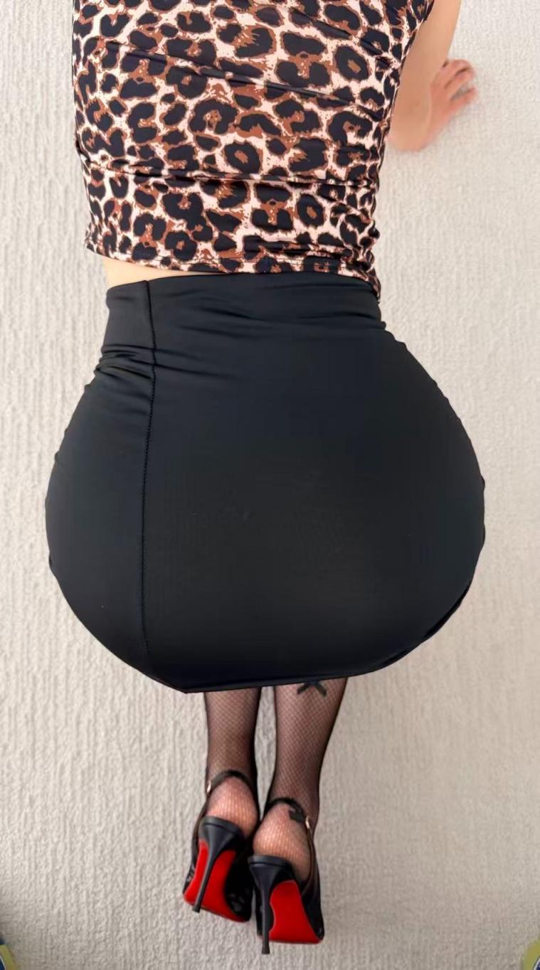 少妇的翘臀诱惑