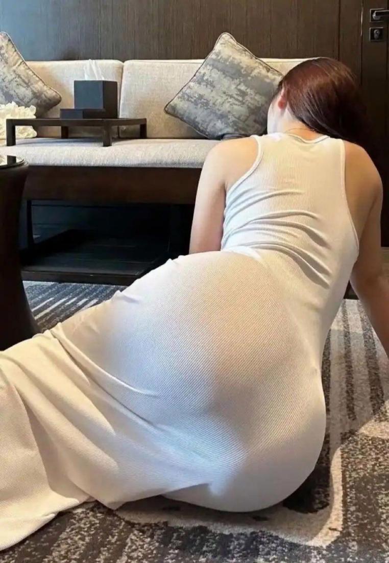 少妇的翘臀诱惑