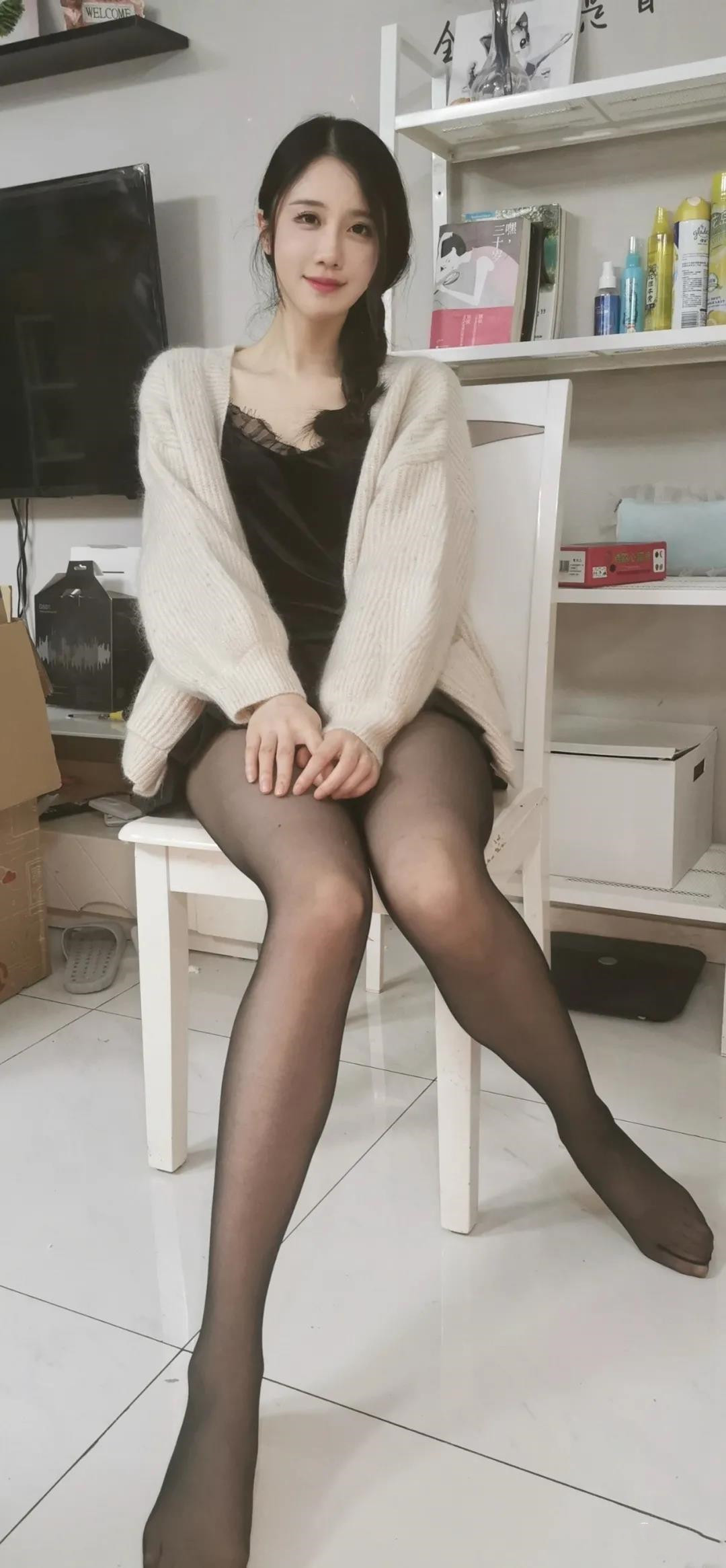 国内ASMR第一腿轩子巨2兔