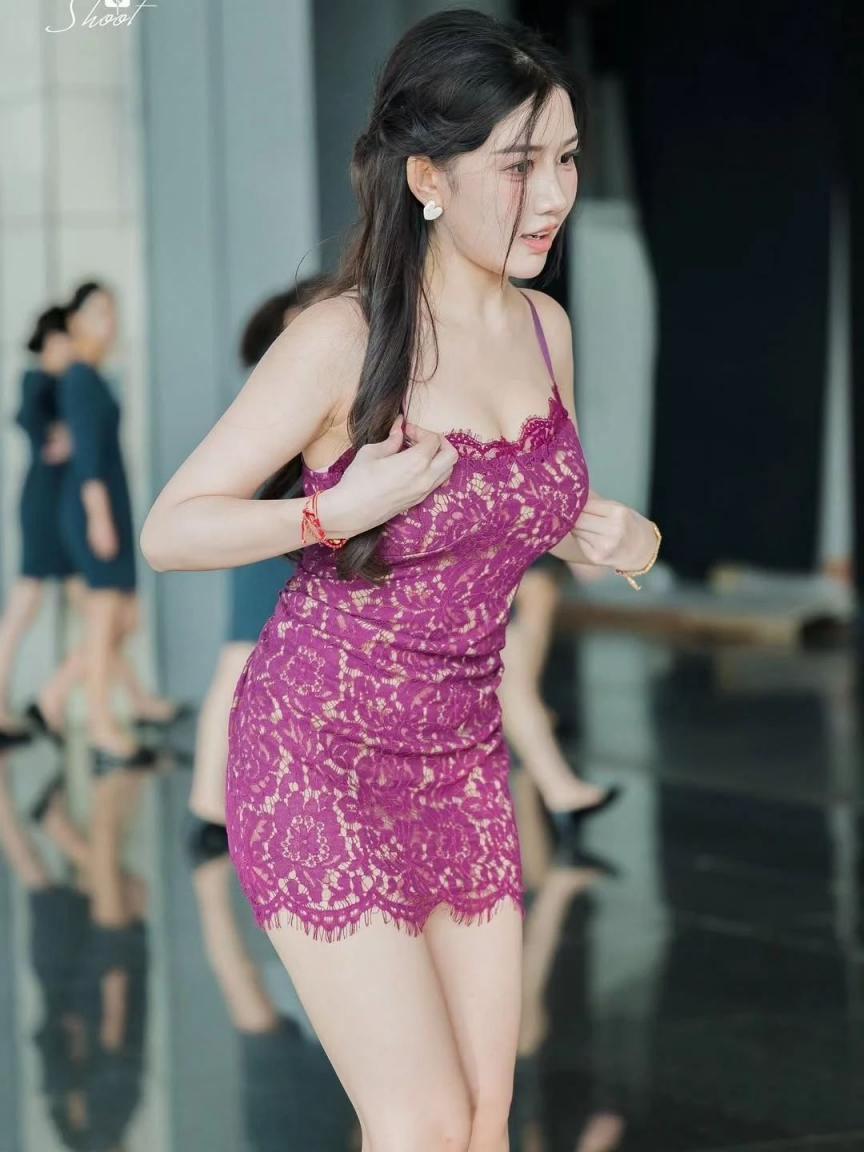 漂亮的小姐姐［36P］