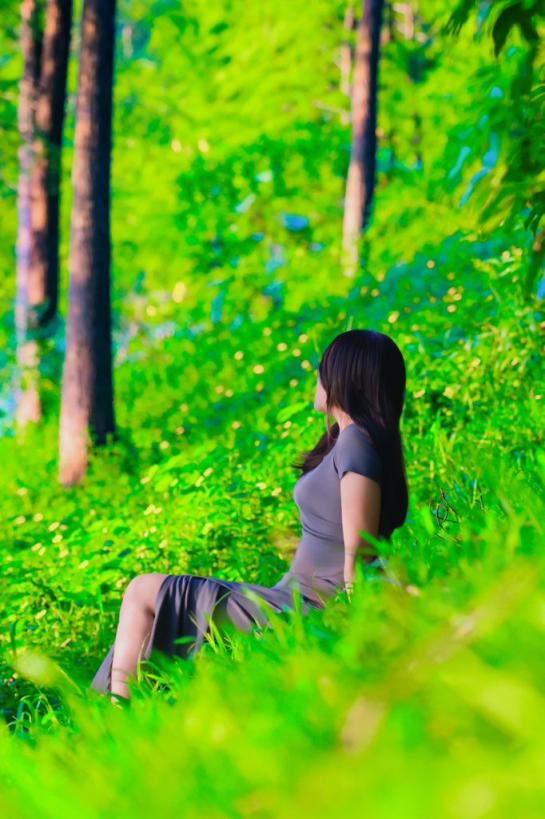 漂亮小姐姐[28P]