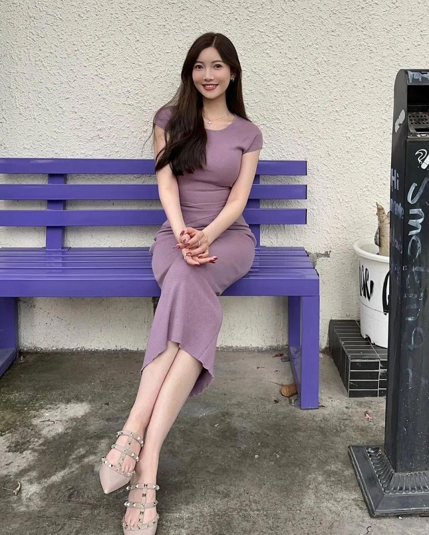 纤腰大长腿完美曲线