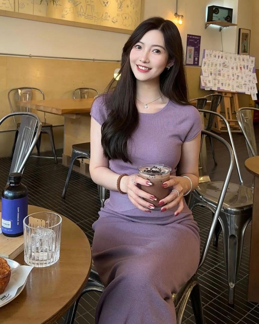 纤腰大长腿完美曲线