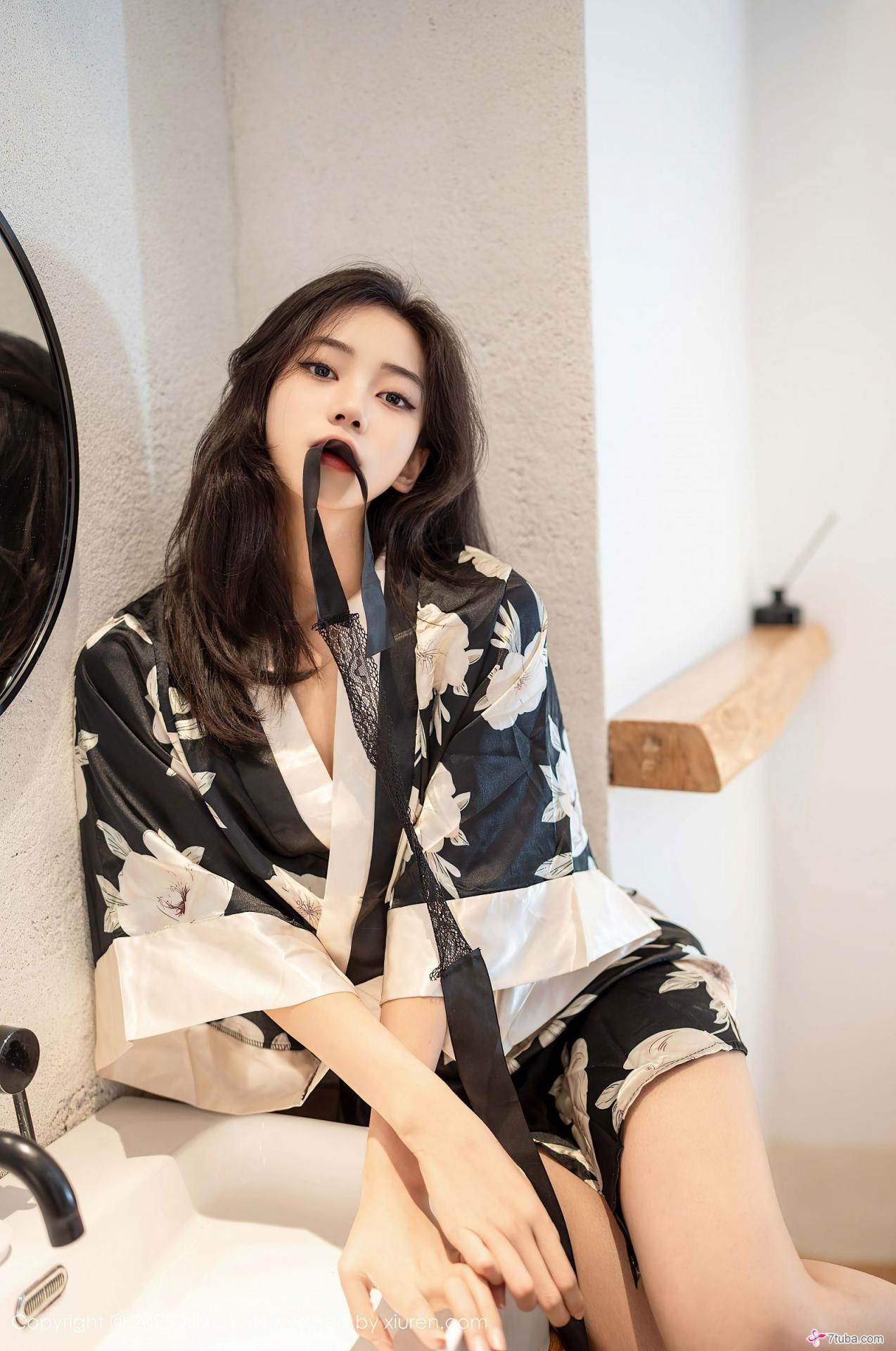 性感美图 时安安