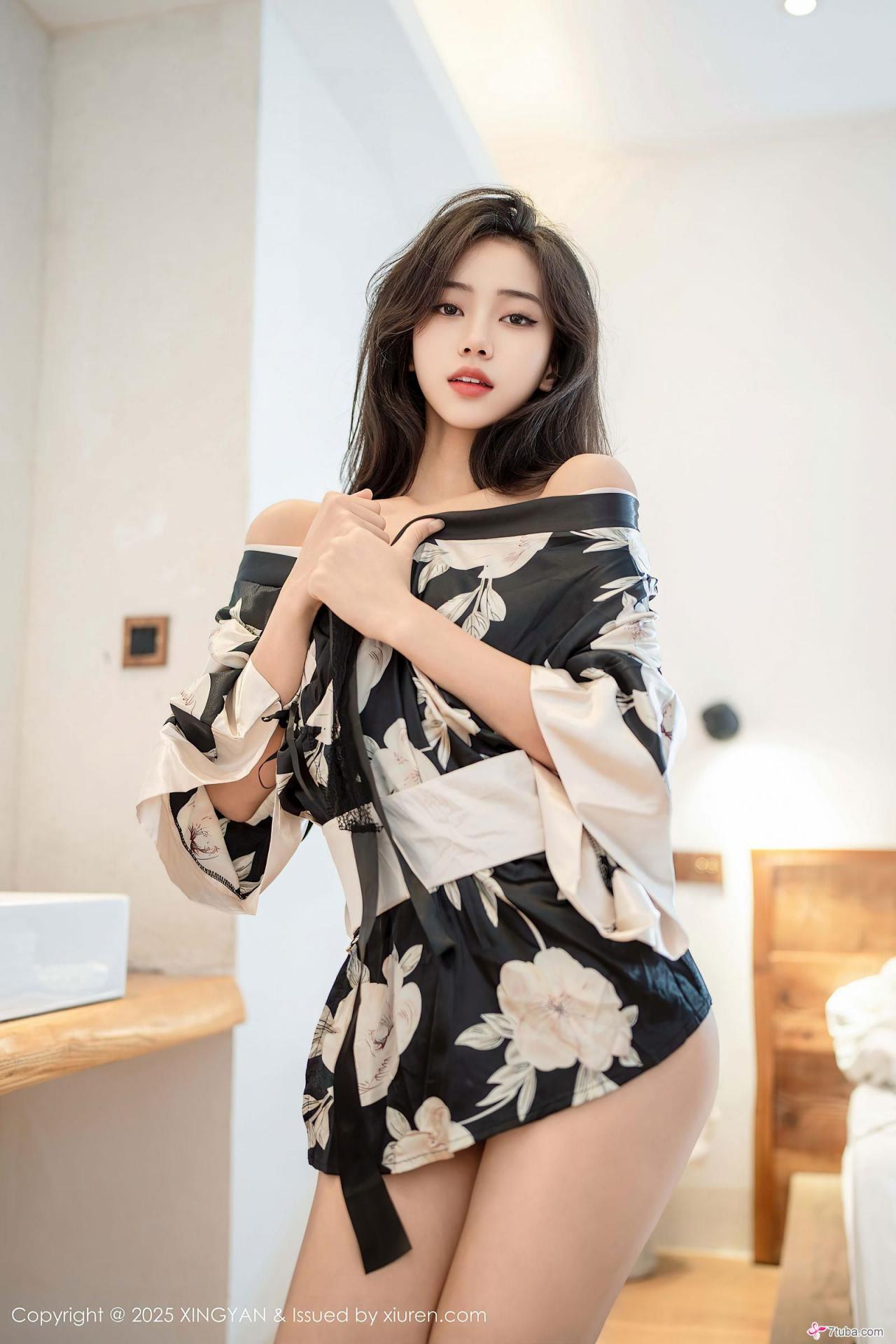 性感美图 时安安