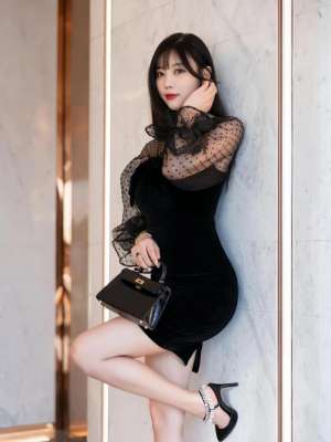 纤腰大长腿完美曲线