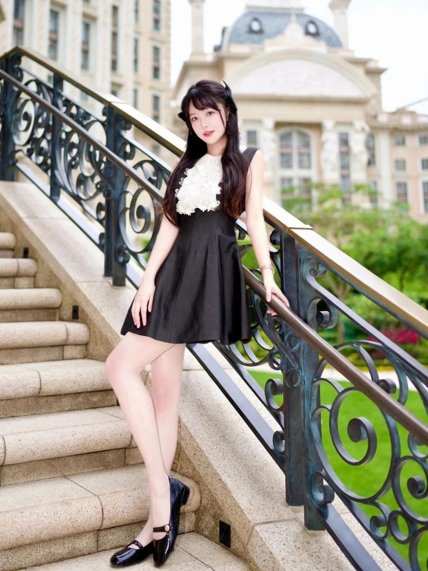 满屏大长腿，纤细柔美真好看