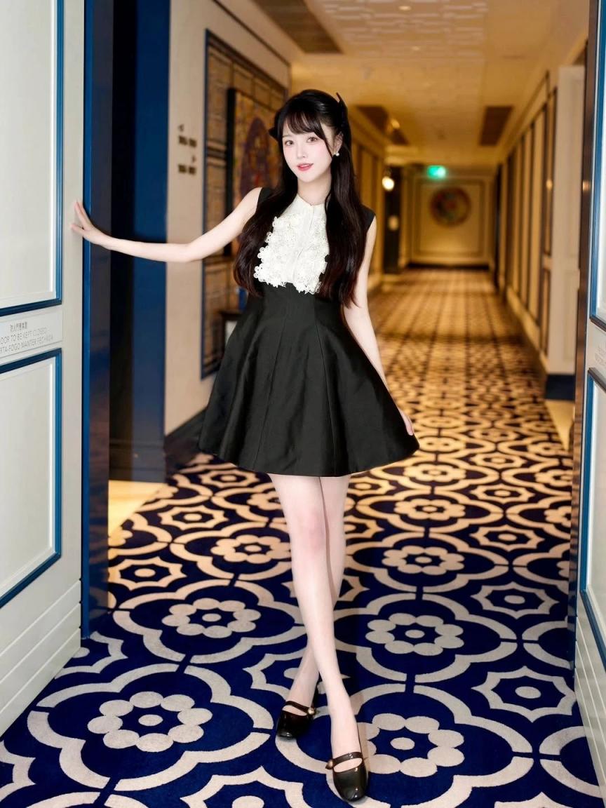 满屏大长腿，纤细柔美真好看