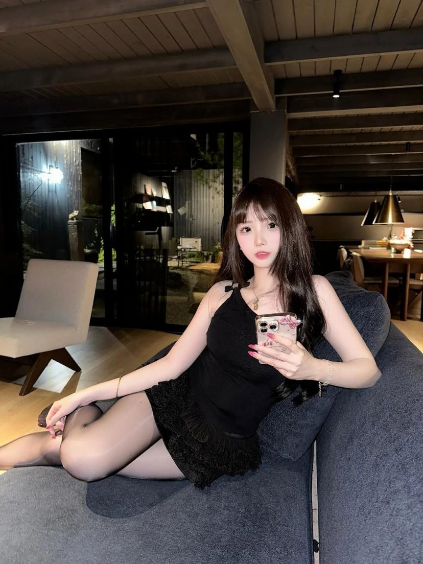 满屏大长腿，纤细柔美真好看